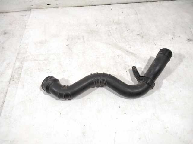 Патрубок интеркуллера CV616K863BE FORD