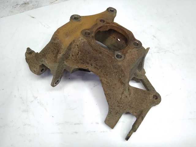 Цапфа правая CV6Z5A968E FORD