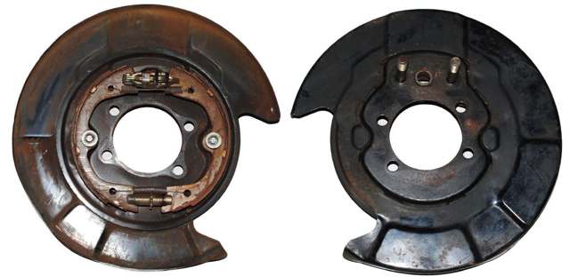 Тормозные колодки стояночного тормоза D4060CA01A NISSAN
