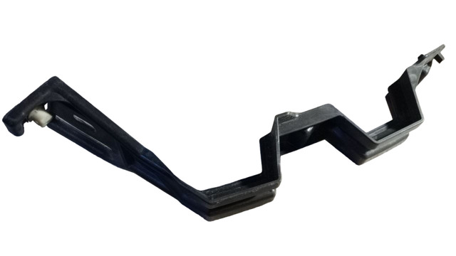 Крепление бампера DPN500031 LAND ROVER