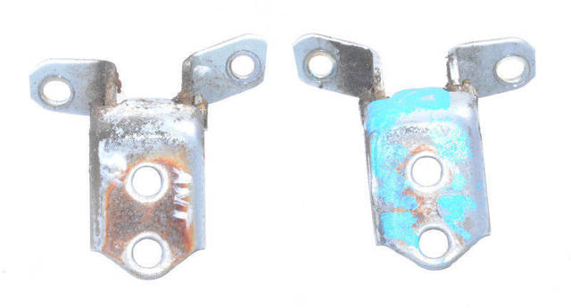 Петля двери передней E11258210 MAZDA