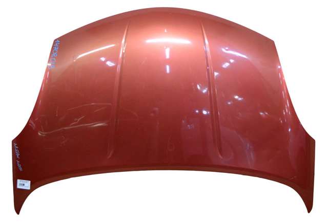 Капот двигателя F51009U0M0 NISSAN