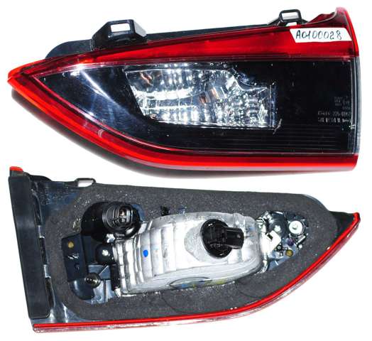 Задний фонарь Mazda 6