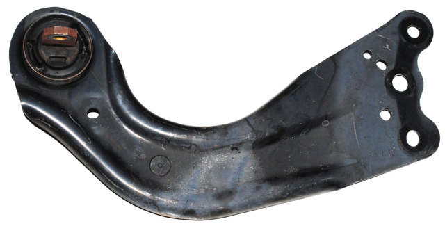 Рычаг/тяга задней подвески продольный нижний, левый GHP928250B MAZDA