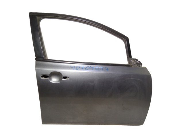 Пассажирская передняя дверь H010M3NAMA NISSAN