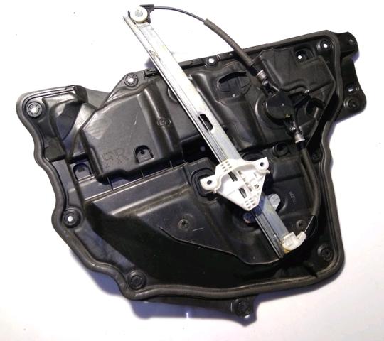 Механизм стеклоподъемника двери передней, правой KD5358590 MAZDA