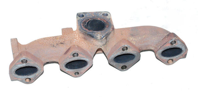 Коллектор выпускной LKC000330L LAND ROVER