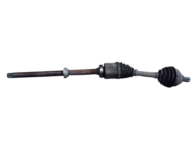 Полуось передняя, правая LR006707 LAND ROVER