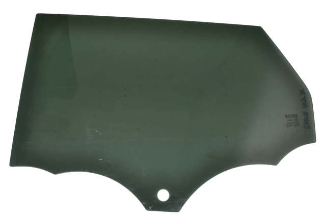 Стекло заднее левое LR026715 LAND ROVER
