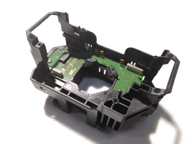 Переключатель подрулевой, центральная часть LR042311 LAND ROVER