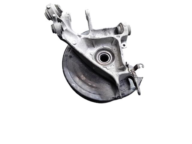 Цапфа поворотного кулака LR043594 LAND ROVER