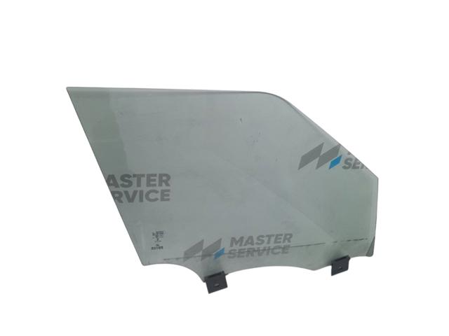Стекло передней правой двери LR043944 LAND ROVER