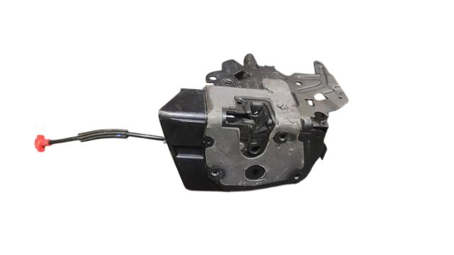 Замок задней двери, левой LR048267 LAND ROVER
