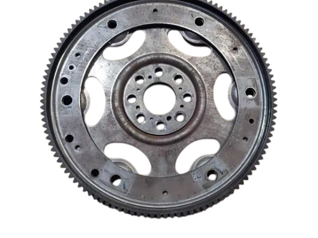 Маховик двигателя LR073820 LAND ROVER