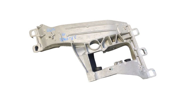 Крепление коробки передач LR090491 LAND ROVER
