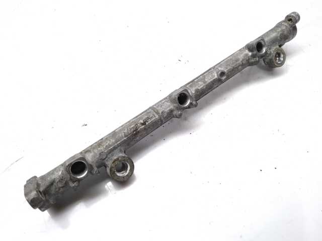 Рампа форсунок системы впрыска топлива MD319816 MITSUBISHI