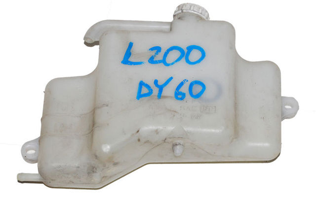 Водяной бачок системы охлаждения MN135072 MITSUBISHI
