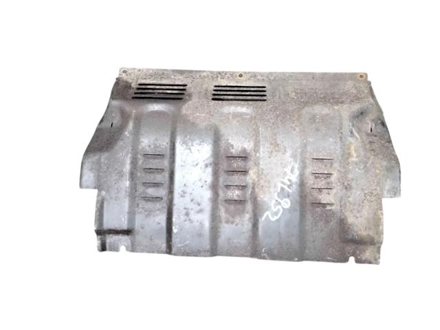 Обвес бампера MN136829 MITSUBISHI