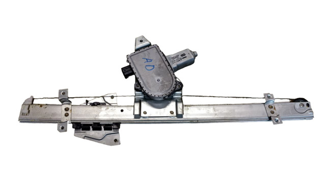 Механизм стеклоподъемника двери передней, правой MR462790 MITSUBISHI