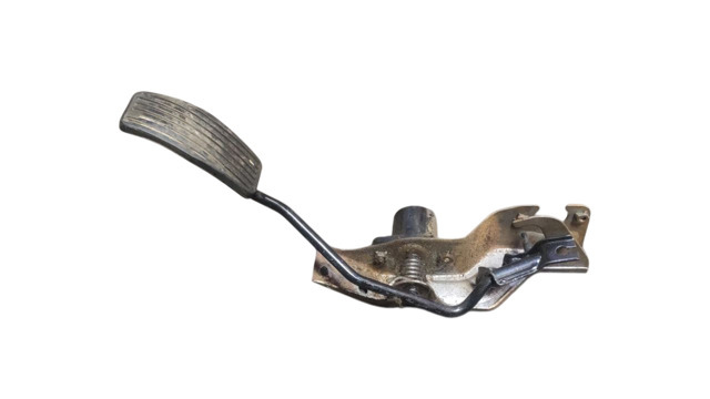 Педали газа MR527813 MITSUBISHI