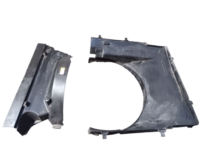 Диффузор радиатора охлаждения, верхний PGK500085 LAND ROVER