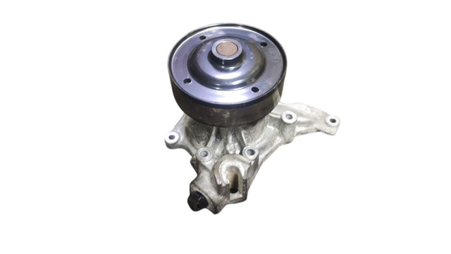 Помпа охлаждения SH1815100 MAZDA
