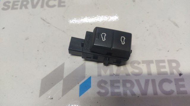 Переключатель управления люком YUC500030PVJ LAND ROVER