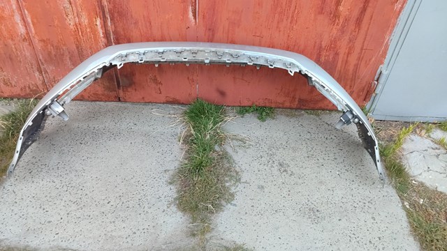 Передний бампер Volkswagen Passat B7