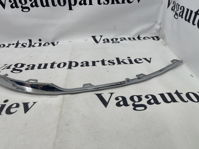 VAG 3G08538422ZZ Молдинг бампера заднего правый в наличии Житомир