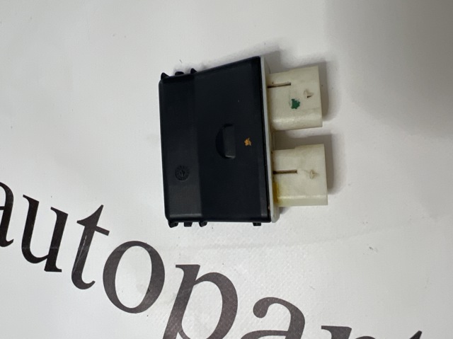 VAG 3G0962243B Модуль управления (ЭБУ) открытия крышки багажника (двери 3/5-й задней) в наличии Одесса
