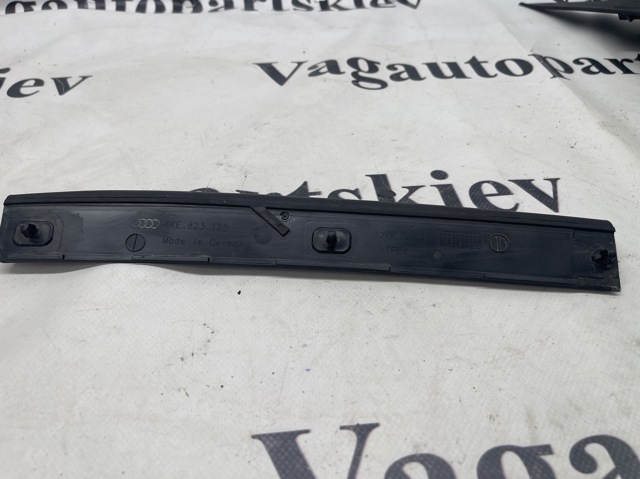 4KE823125 Уплотнитель капота купить Одесса