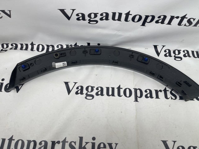 VAG 4KE853818AGRU Расширитель (накладка) арки заднего крыла правый в наличии Украина