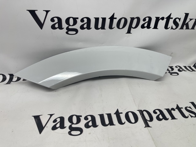 Молдинг задней арки крыла, правый 4KE854820AGRU VAG