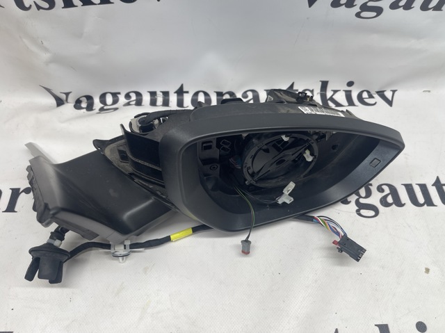 Зеркало заднего вида правое 4KL857410AC3Q7 VAG