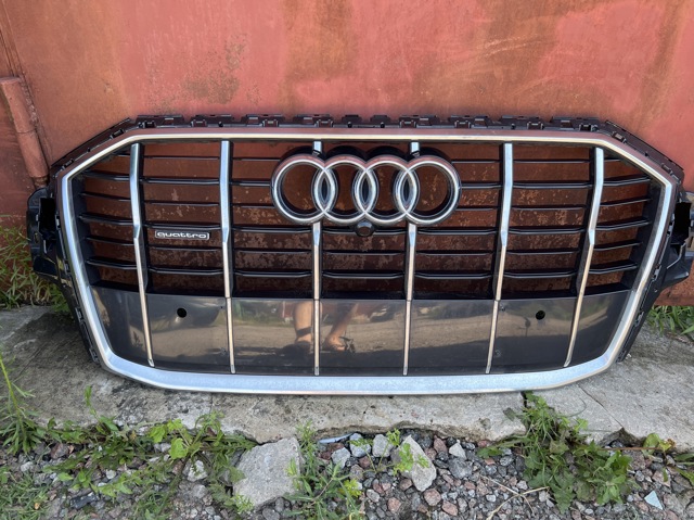 Решетка 4M0853651AHRN4 VAG
