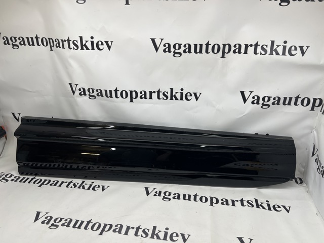 Молдинг двери передней левой 4M0853959PGRU VAG