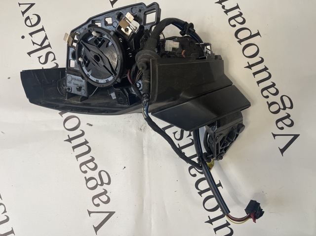 Корпус левого зеркала заднего вида 4M1857409AE9B9 VAG