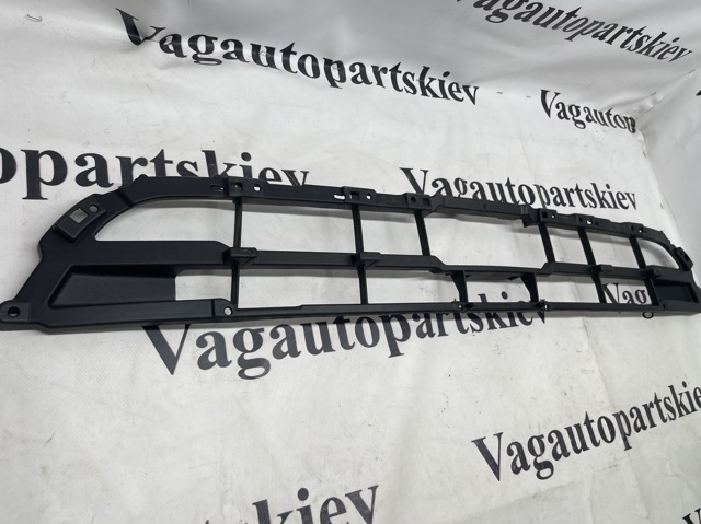 VAG 4N08076839B9 Кронштейн решетки радиатора в наличии Одесса