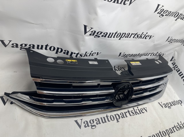 VAG 5NA853651BEZLL Решетка радиатора в наличии Одесса