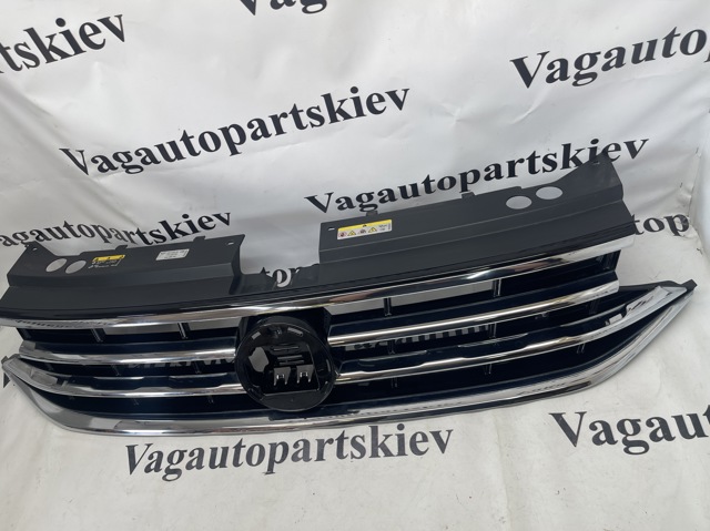 VAG 5NA853651BEZLL Решетка радиатора в наличии Хмельницкий