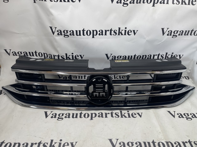 Решетка радиатора 5NA853651BEZLL VAG