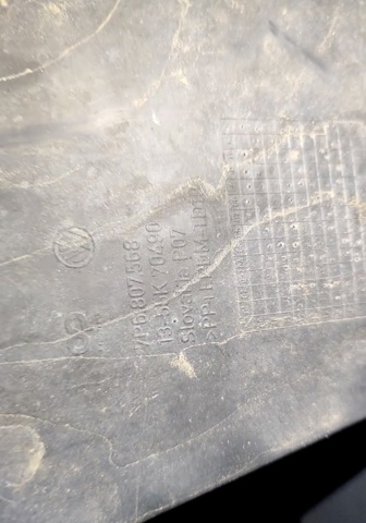 7P6807568 Спойлер заднего бампера купить Житомир