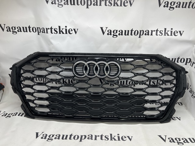 Облицовка радиатора 83F853651B VAG
