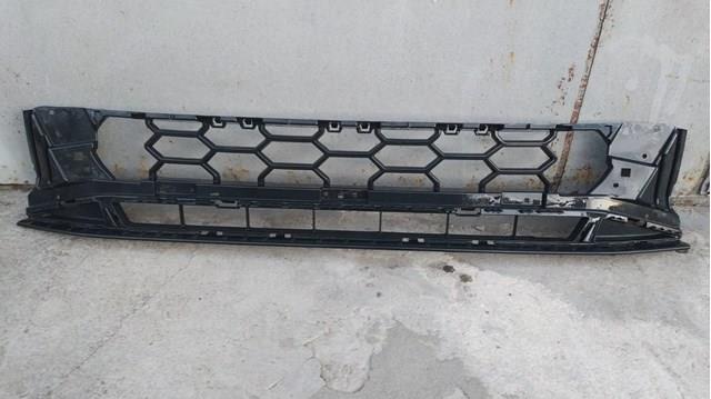 8W0807683F9B9 VAG Решетка бампера переднего центральная купить в Павлоград