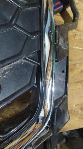 8W0853651DTRN4 VAG Решетка радиатора купить в Львов