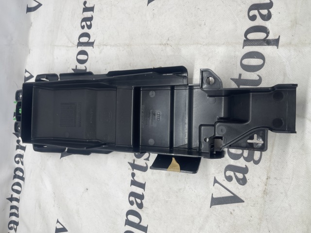 VAG 8W0863051B в наличии Днепр