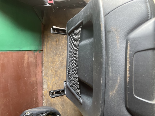 8W0881106AJ VAG купить в Винница