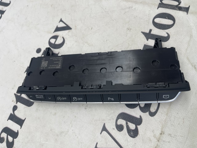 Блок кнопок центральной консоли 8W0925301BC5PR VAG