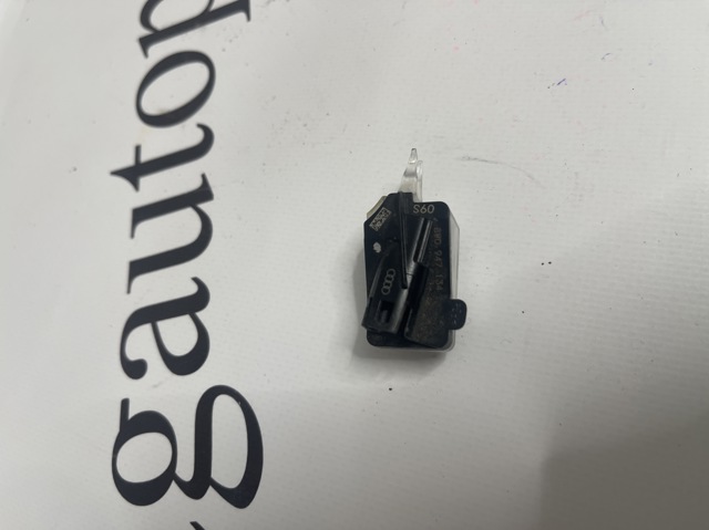 8W0947134 купить Чернигов