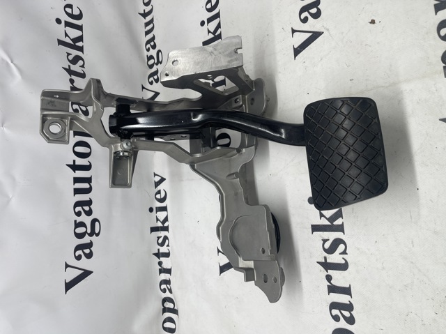 VAG 8W1723117C Кронштейн педалей, педальный узел в наличии Винница